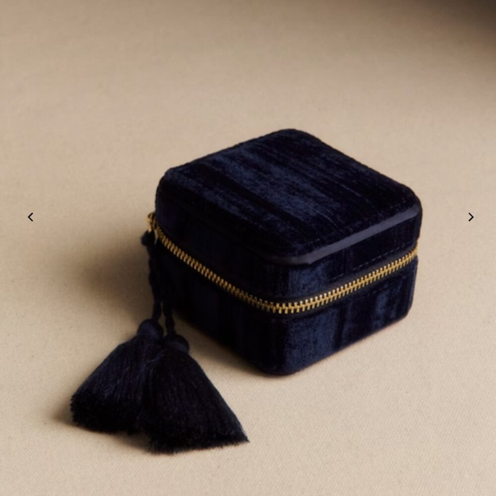NWT Sézane Embossed Velvet Jewelry Case, Navy Blue